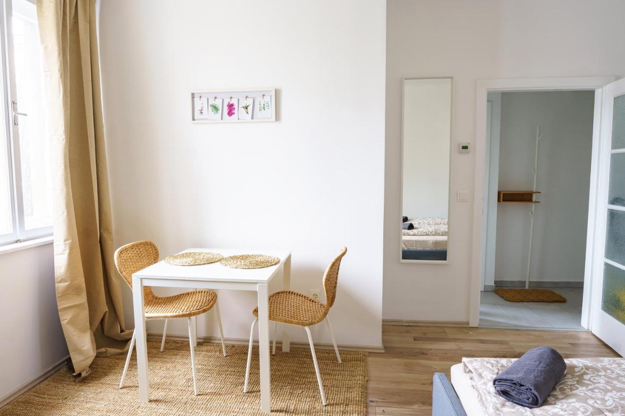Apartment Suedtiroler Platz Wien